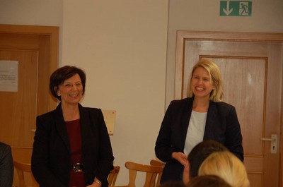 Ministerin Emilia M�ller mit Claudia Forster, Kreisvorsitzende der FrauenUnion