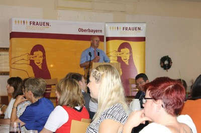 Landrat Anton Knapp bei seinem Gru�wort