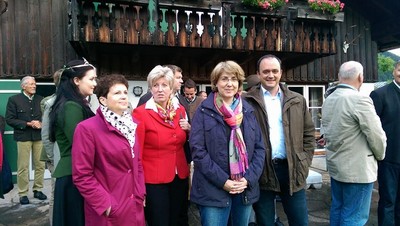 Tanja Schorer-Dremel mit Gudrun Brendel-Fischer, Angelika Schorer und Manuel Westphal beim Jagdpolitischen Abend des Bayerischen Jagdverbandes in Vorderri�