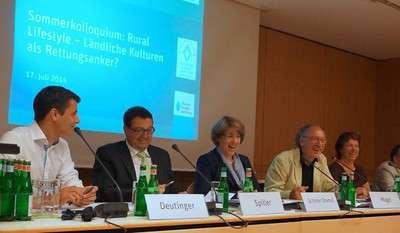 KLJB Bayern stellt die Kampagne HEIMVORTEIL vor, beim Sommerkolloquium der Akademie L�ndlicher Raum und Hanns-Seidel-Stiftung 